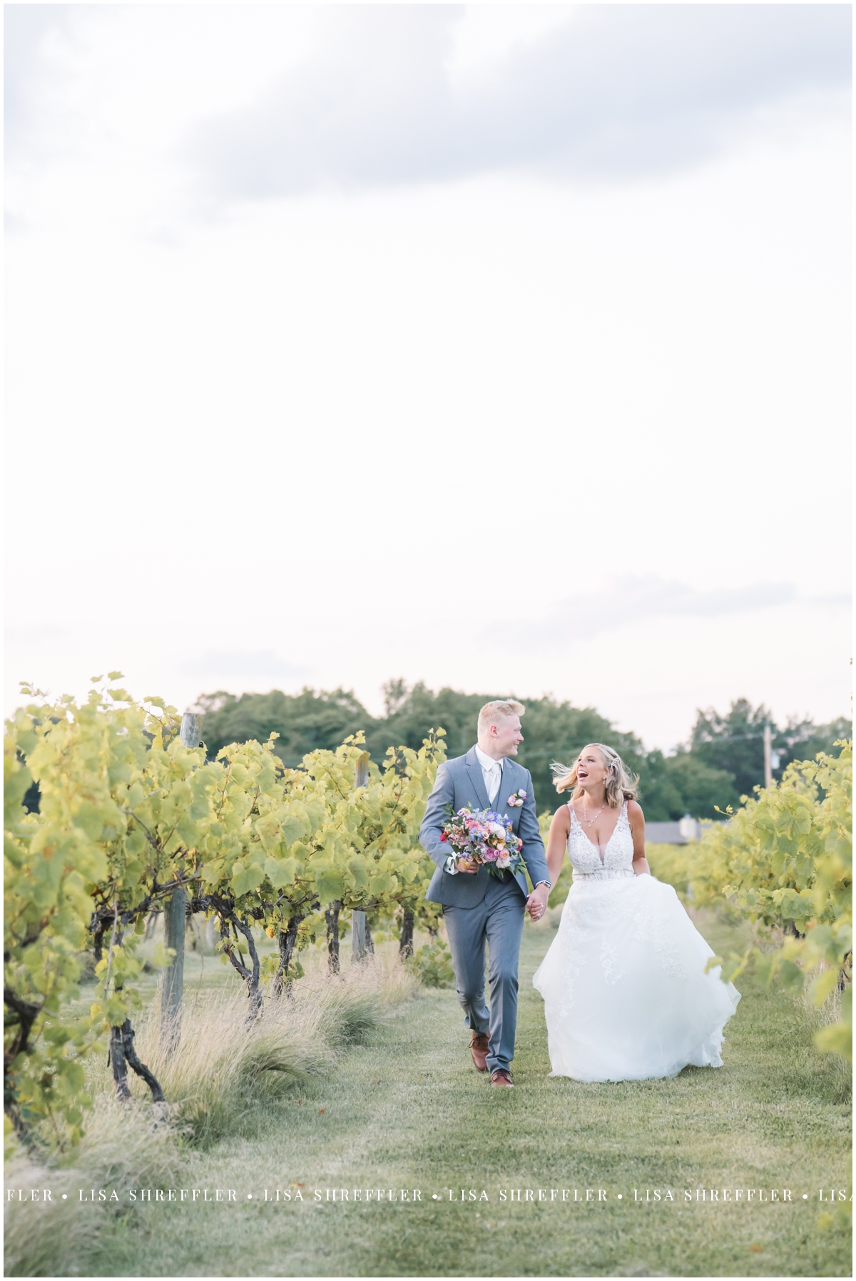 lexi jarett sleepy creek vineyard summer wedding fairmount il 0178